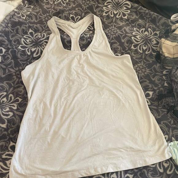 3 pk. Racerback work out tops - Picture 10 of 12